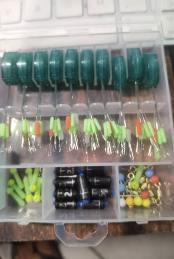 Set di lenze per pesca Taiwanese 7+2, modello Competizione, 10 set con accessori